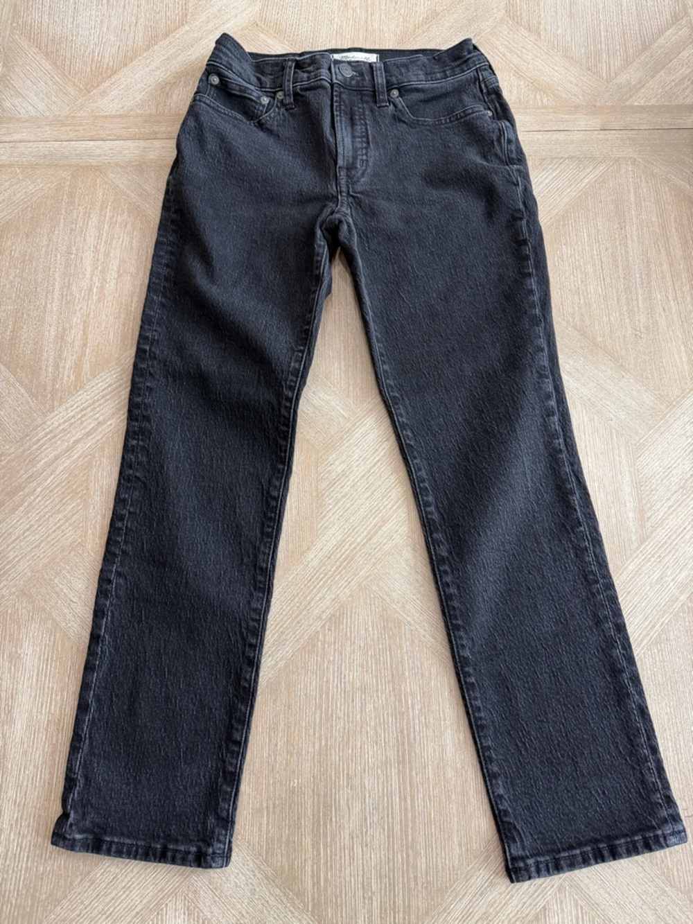 Madewell - The Mid-Rise Perfect Vintage Jean Women's Straight-Leg Washed-Black